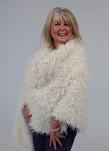 Load image into Gallery viewer, Oooh La La Eskimo